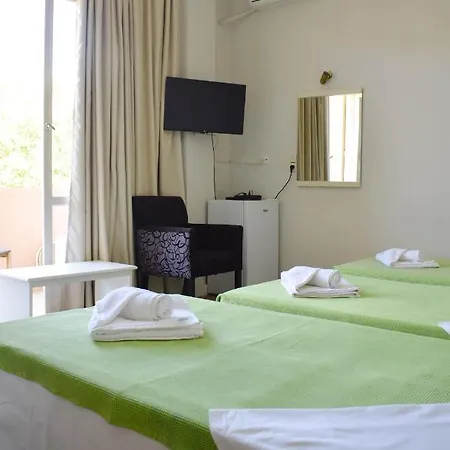 Hotel Center 2*